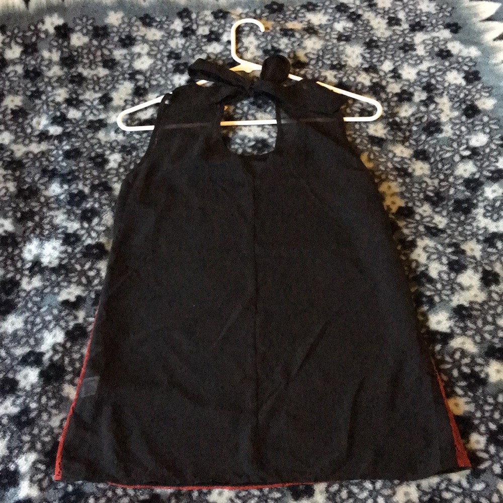 Top - Picture 2 of 2